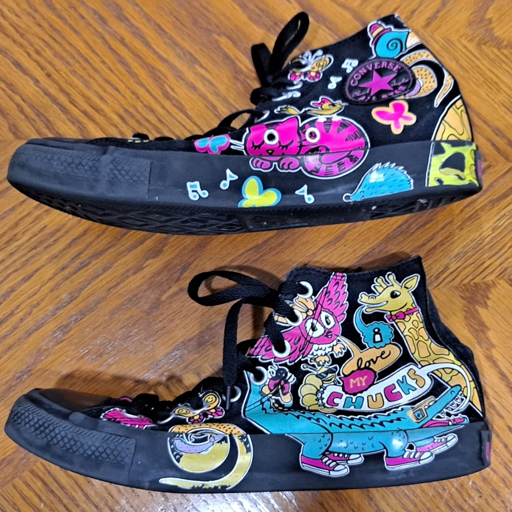 I Love My Chucks  Converse Hi Tops Fun Cartoon prints ‎ Size 8